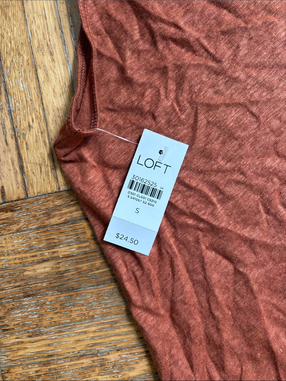 LOFT small linen Rusty Orange V-Neck Spaghetti Strap Camisole - Picture 2 of 5